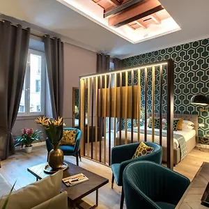 tree-charme-parliament-boutique-hotel.it-romehotels.com/