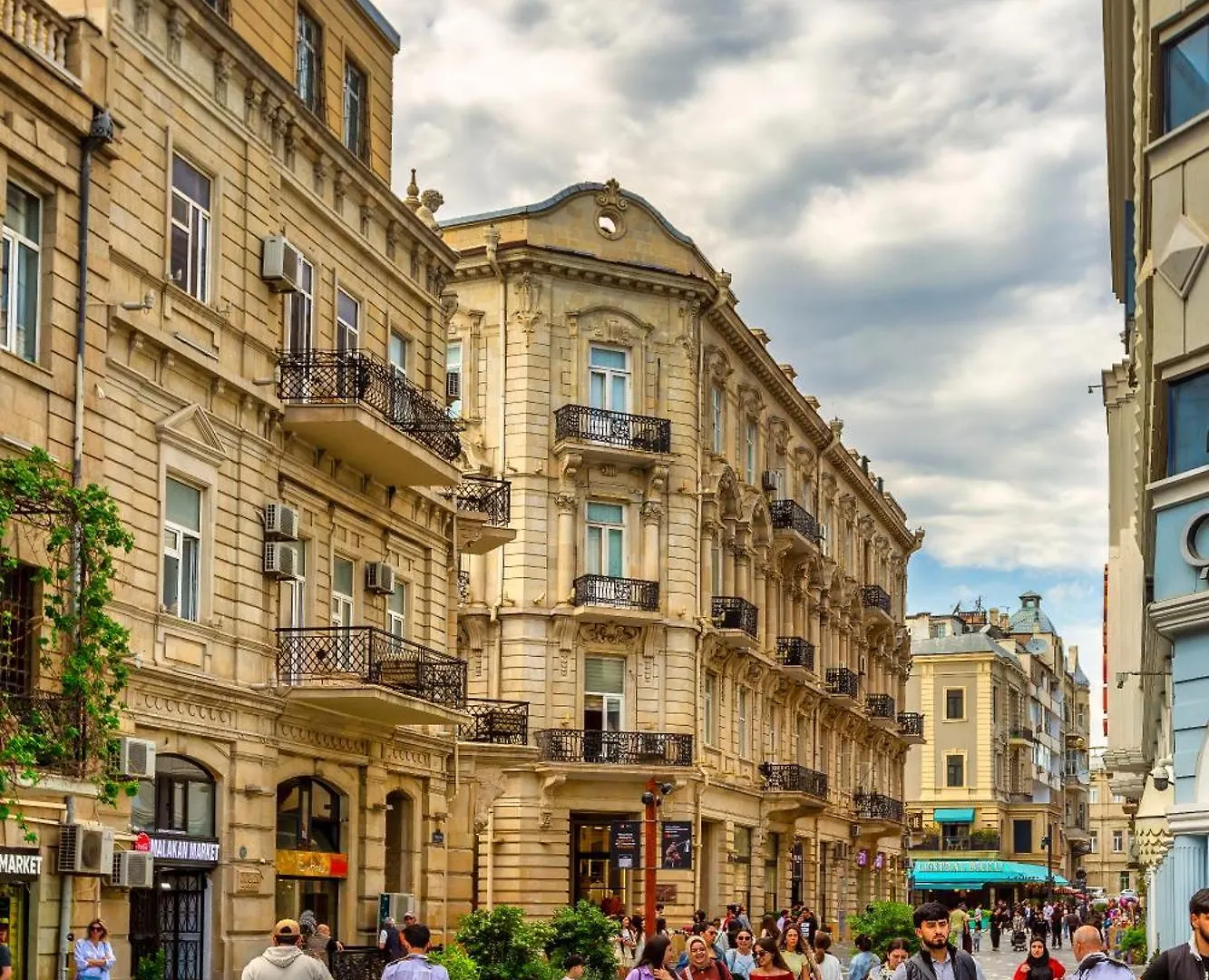 Nizami Central Park Hotel Baku