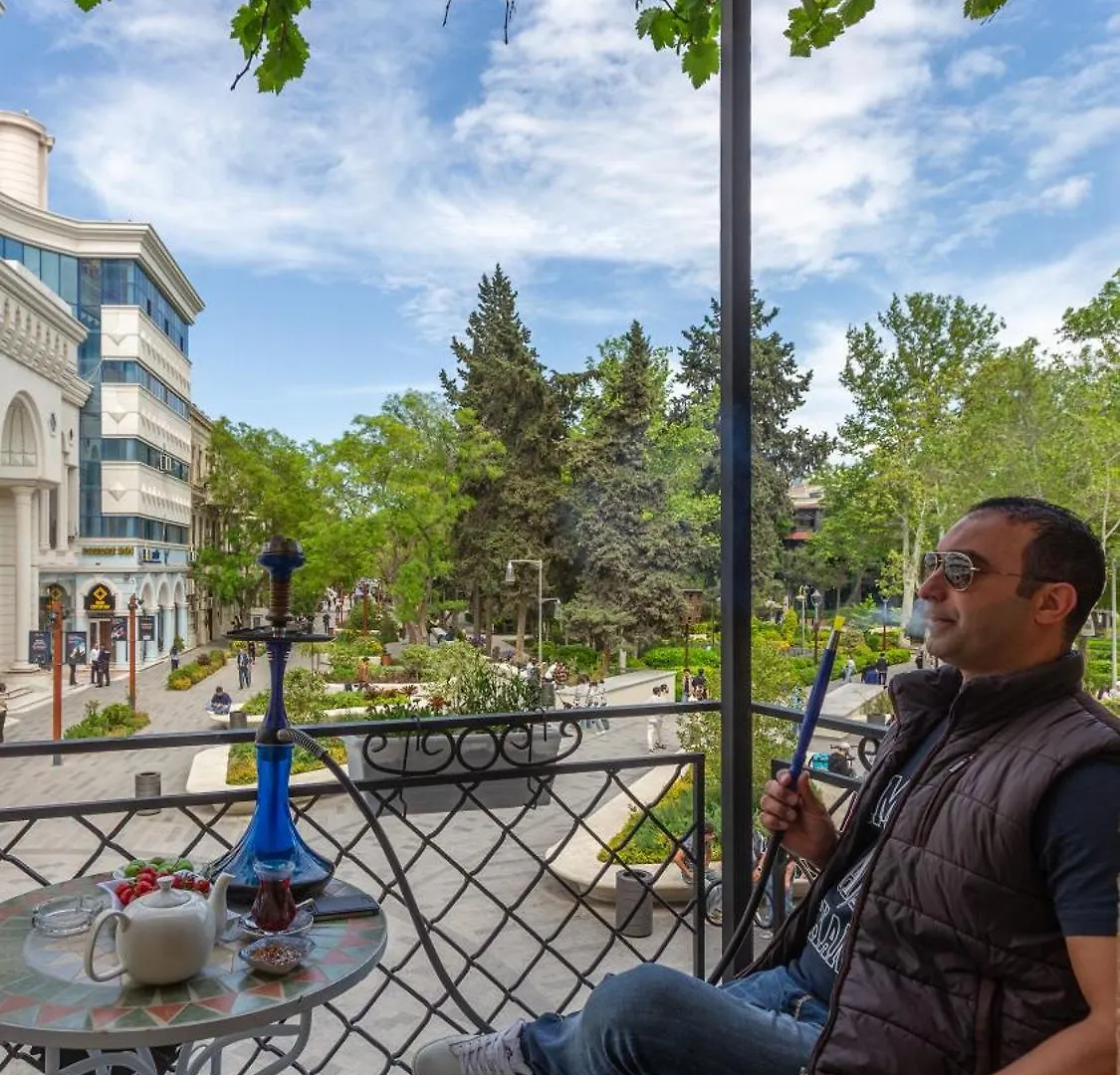 Nizami Central Park Hotel Baku 0*,